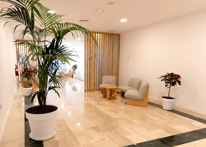 Complejo Blue Sea Puerto Resort compuesto por Hotel Canarife y Bonanza Palace